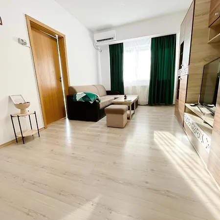 Quinet's Haven Apartament *